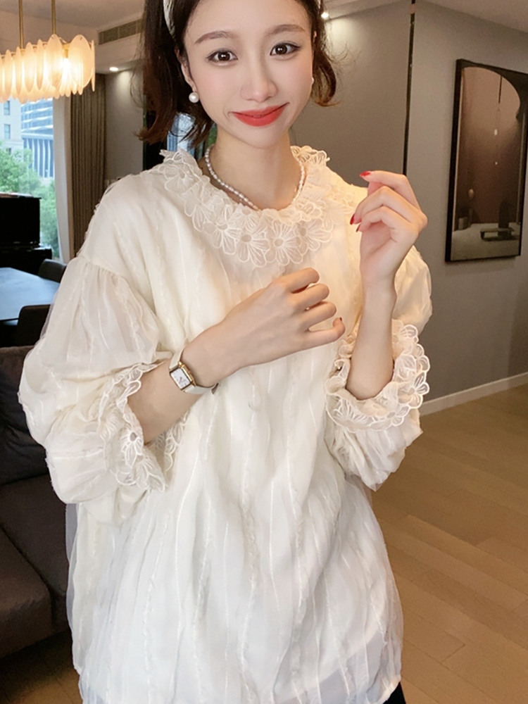 法式高級感花朵白色襯衫女新款時尚獨特襯衫今年流行別致蕾絲上衣