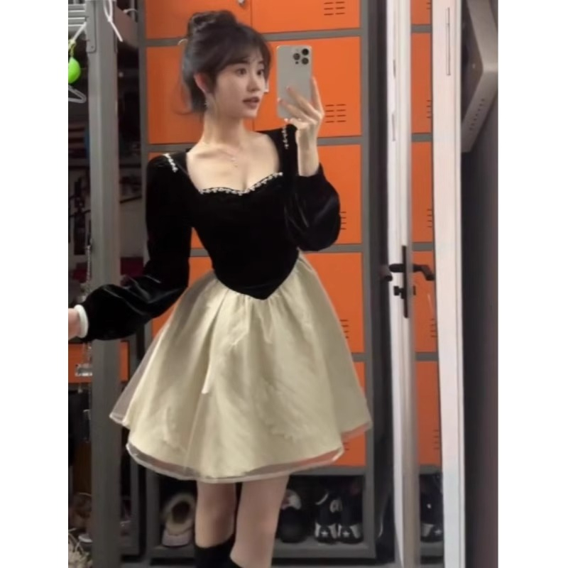 赫本風小黑裙高級感超好看蓬蓬公主連衣裙小眾設計絲絨生日小禮裙