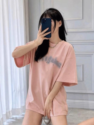 Official picture of round neck, lazy style, chic butterfly long sleeves, loose design, niche age-reducing women's T-shirt