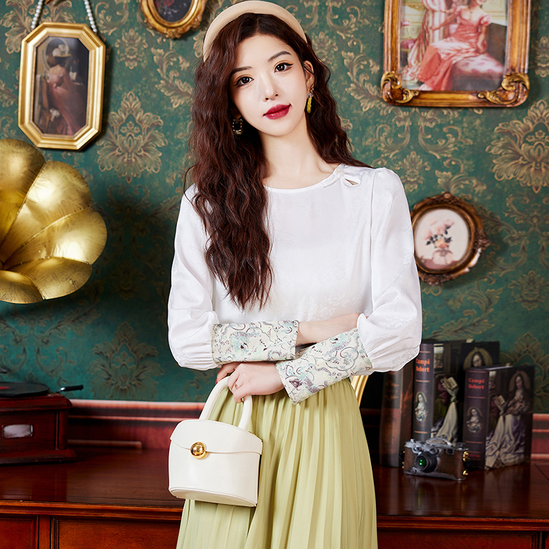2024 Spring Round Neck Long Sleeve Loose T-shirt Korean Style Simple Western Design Korean Style Versatile New Chinese Fashion