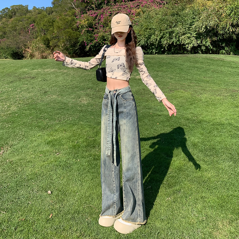 Real shot of retro wide-leg jeans for women 2024 spring new style loose high-waisted wide-leg slim raw edge trousers