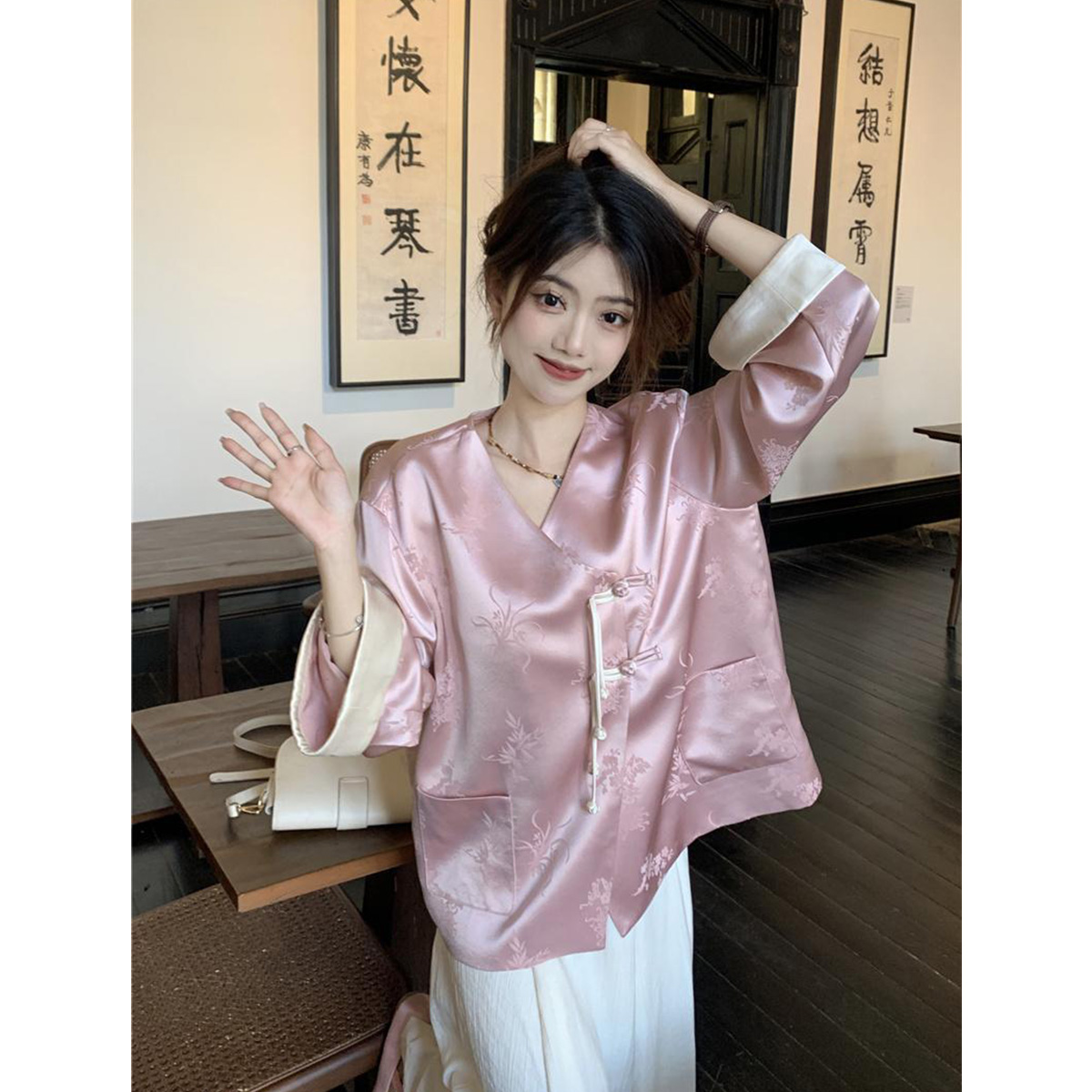 Quality Inspection Officer Picture New Chinese Style Light National Style Shirt Women's Spring and Autumn V-neck Design Zen T-shirt Top