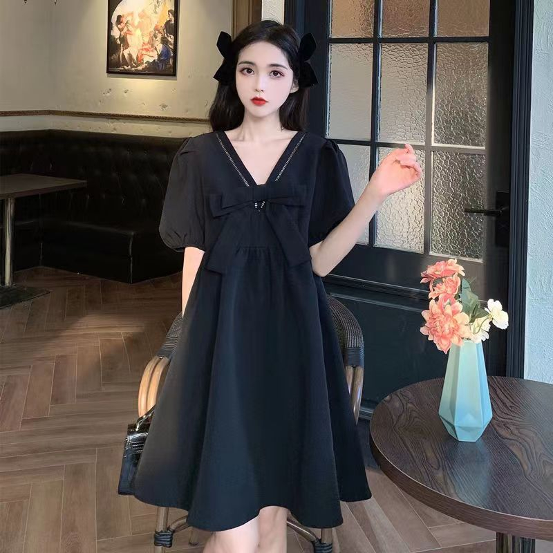 連衣裙2024新款大碼女裝胖妹妹法式V領減齡高腰顯瘦蝴蝶結裙子女