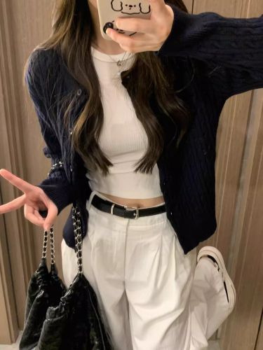 Sheep wool 2024 high-end Korean style unique new style twist knitted cardigan jacket for women