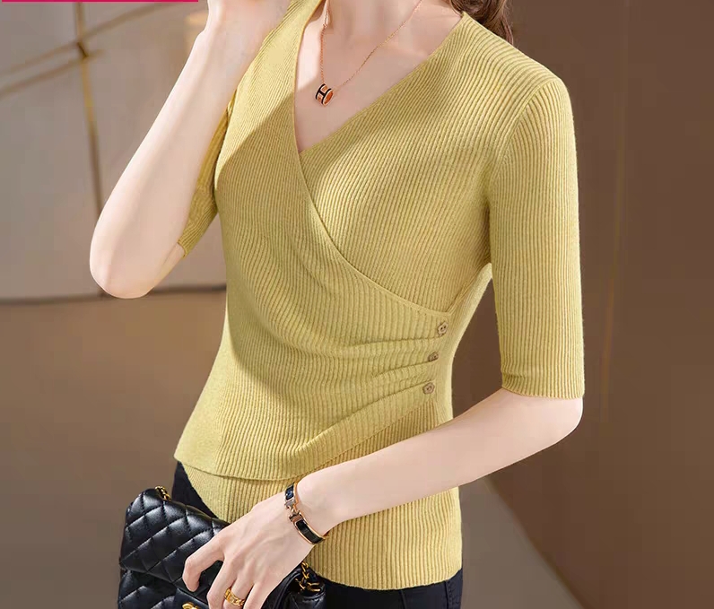 New autumn women's thin sweater design niche chic waist slimming top knitted bottoming shirt