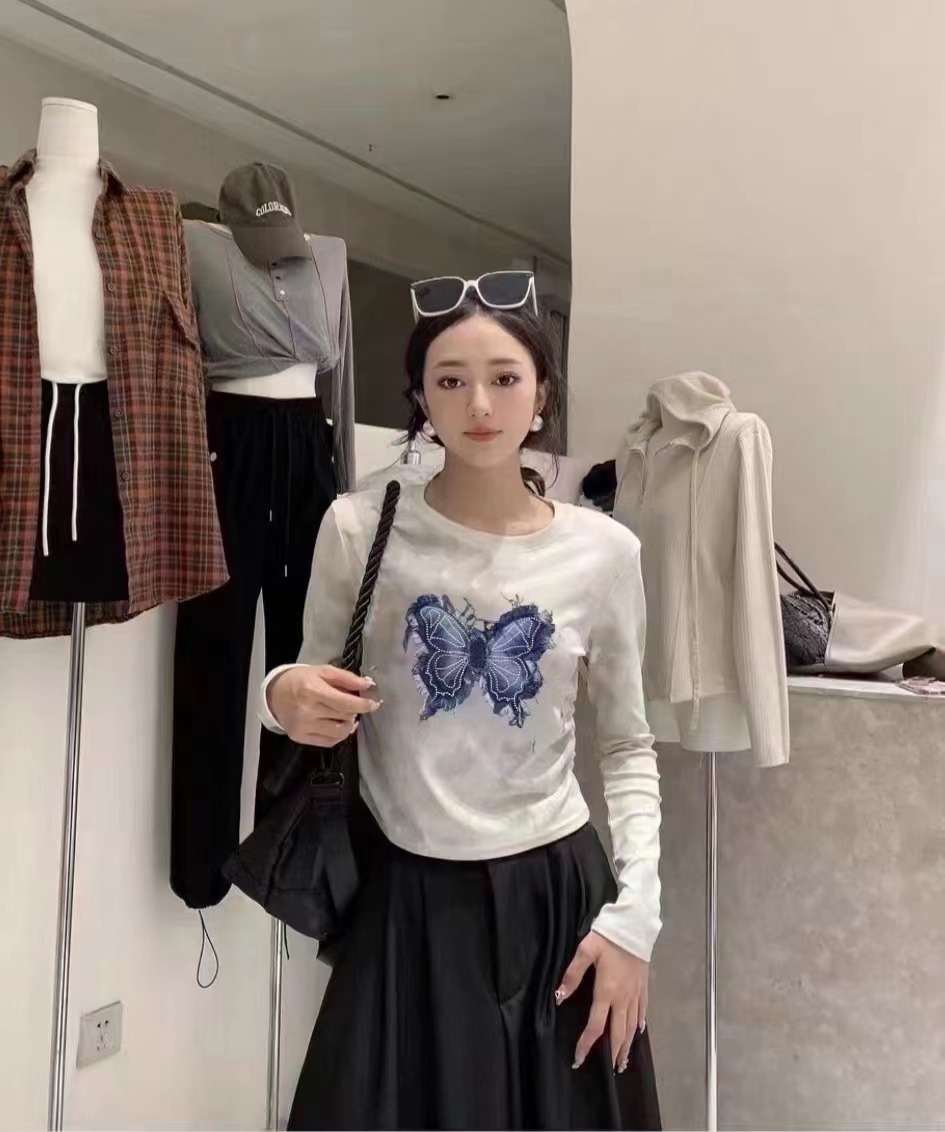 Spring and Autumn 2024 new style bow patch long-sleeved T-shirt women's round neck drawstring design trendy niche hot girl tops