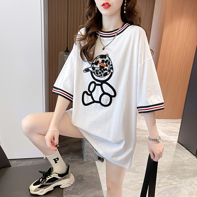 | Real shot | 65/35 frame | Back strap | Summer Korean style mid-length embroidered T-shirt for women