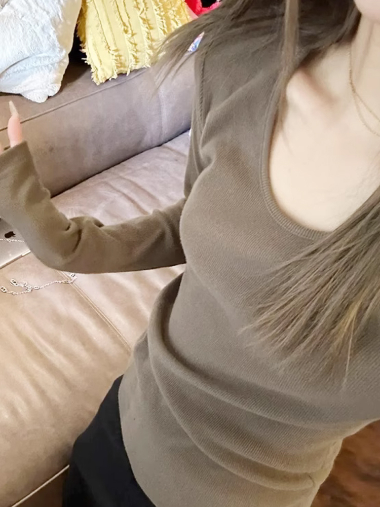 Bottoming shirt women's spring 2024 new U-neck slim-fitting high-end inner wear hot girl right shoulder top long-sleeved T-shirt