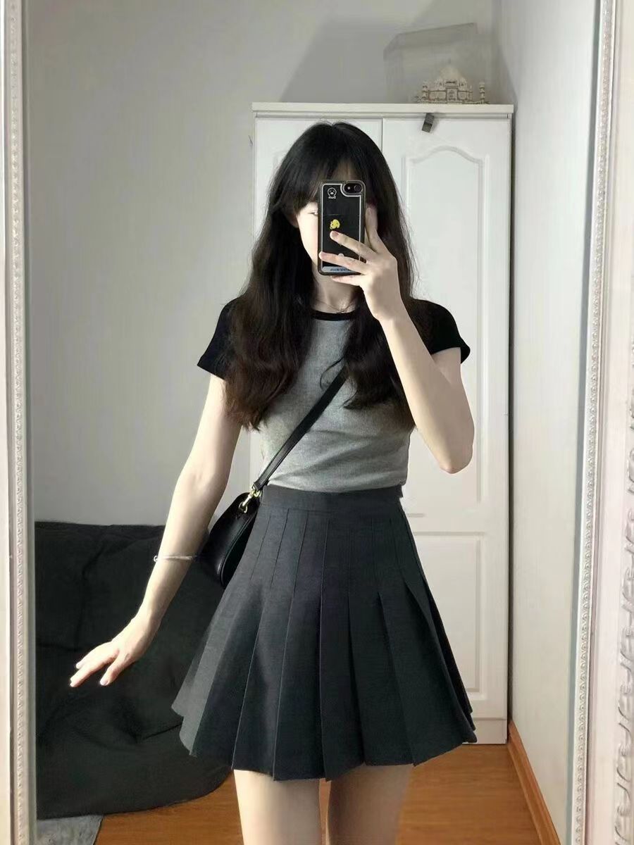 夏季網紅炸街俏皮活潑正肩上衣女短褲裙洋氣時尚減齡休閒兩件套裝