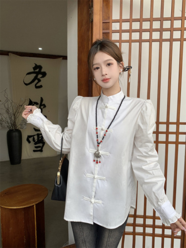 Actual shot of 2024 spring new fashionable national style shirt design Chinese knot versatile cardigan slim long-sleeved women's clothing