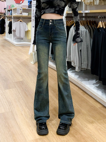 Actual shot of new spring bootcut jeans for women, high-waisted, loose, slimming, stretchy straight pants