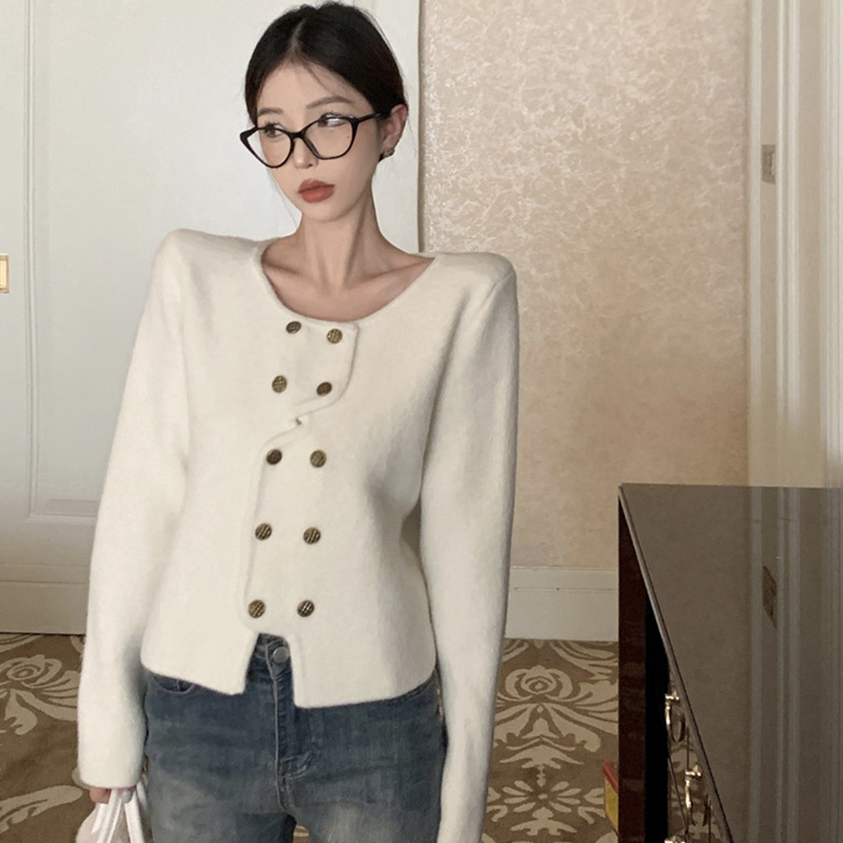 Quality inspection official picture long-sleeved knitted cardigan women's autumn and winter 2024 new high-end double-breasted short sweater top
