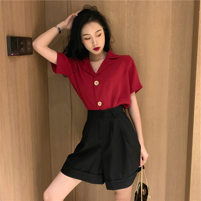 夏季新款洋氣法式復古時尚休閒赫本輕熟御姐風短褲兩件套裝女