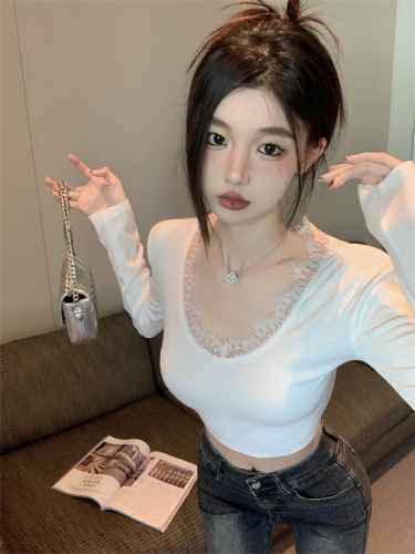 Real shot of design V-neck lace splicing T-shirt spring new slim slim long-sleeved bottoming shirt