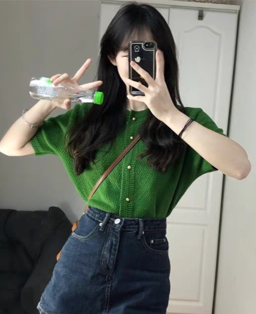 Green French niche chic Hong Kong style belly-covering top for women with fat MM slimming short-sleeved knitted T-shirt summer