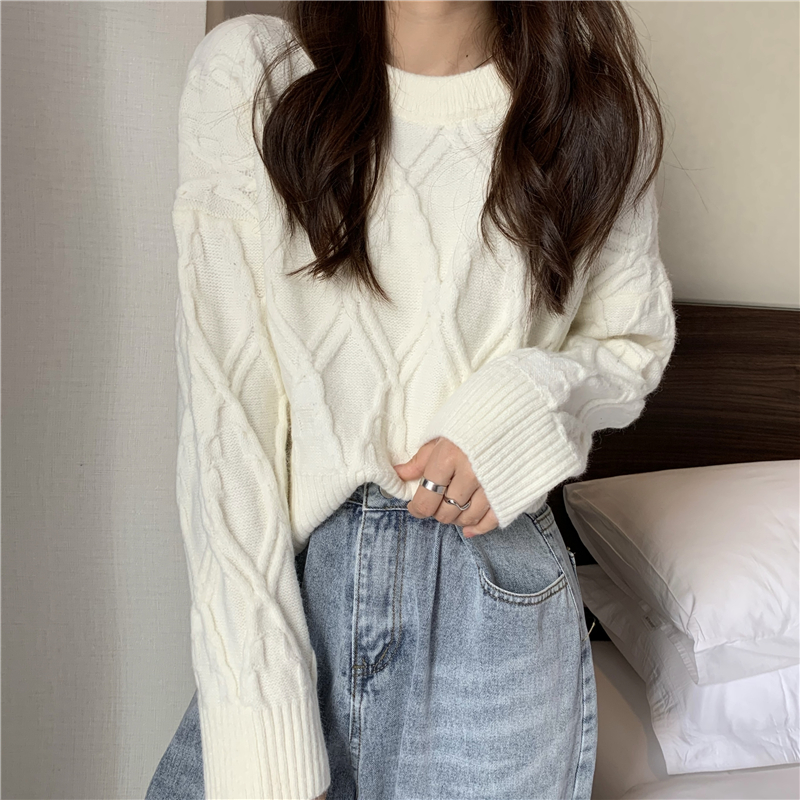 Actual shot of large quantities of Korean style versatile short thickened loose round neck twist pullover sweater for women
