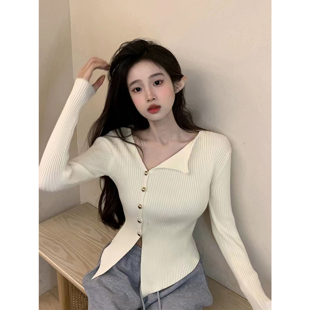 Quality Inspection Official Picture Irregular Design V-neck Knitted Cardigan Women's 2024 Autumn and Winter New Hot Girl Slim Top