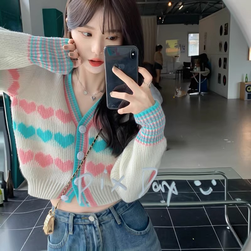 2024 spring and summer new design love knitted sweater short V-neck slim cardigan gentle style top
