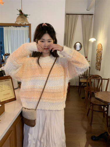 Actual shot of new winter Korean style high-end soft and lazy style thickened retro style contrast color long-sleeved sweater