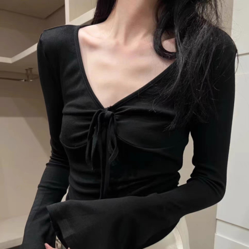 Autumn and winter pure lust style V-neck drawstring lace-up trumpet sleeve design slimming slimming bottoming shirt top