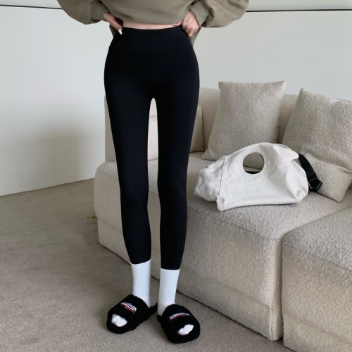 Actual shot of thickened sherpa high-waisted warm sharkskin leggings slimming black Barbie leggings