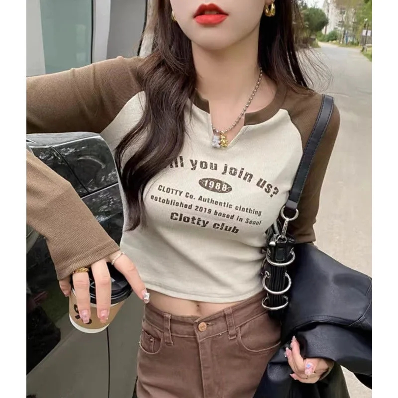 Long-sleeved T-shirt for women autumn 2024 new inner layering shirt design niche American retro short top