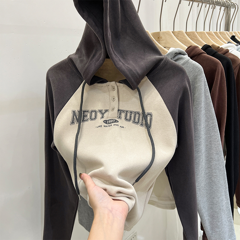 European hooded t-shirt women's long-sleeved short top 2024 new raglan design niche sweatshirt bottoming shirt for women