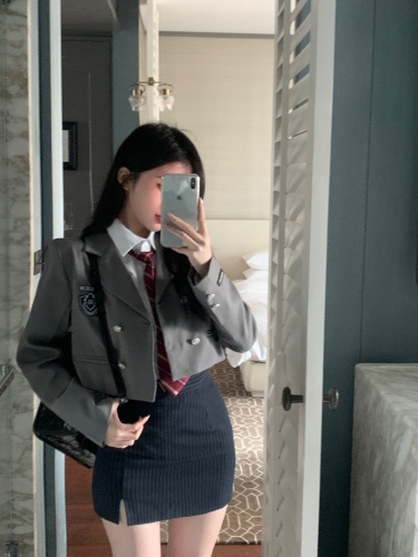 Korean art top student's shirt comes with tie, blazer, slimming and high-hip skirt