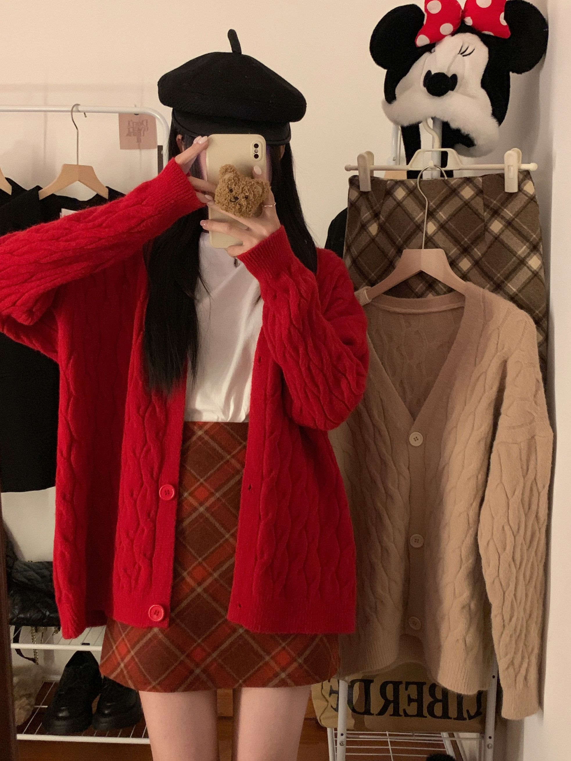 Real shot of lazy style Christmas suit sweater jacket top autumn and winter plaid skirt atmospheric two-piece set