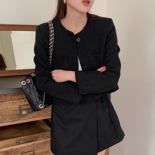 Korean chic temperament simple retro buttoned round neck pocket fashion small fragrant jacket short coat for women