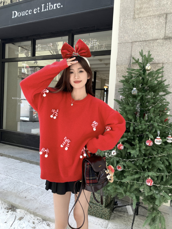 Real shot of sweet and gentle style New Year's sweater for women with breasts, fufu, lazy style, doll collar atmosphere top
