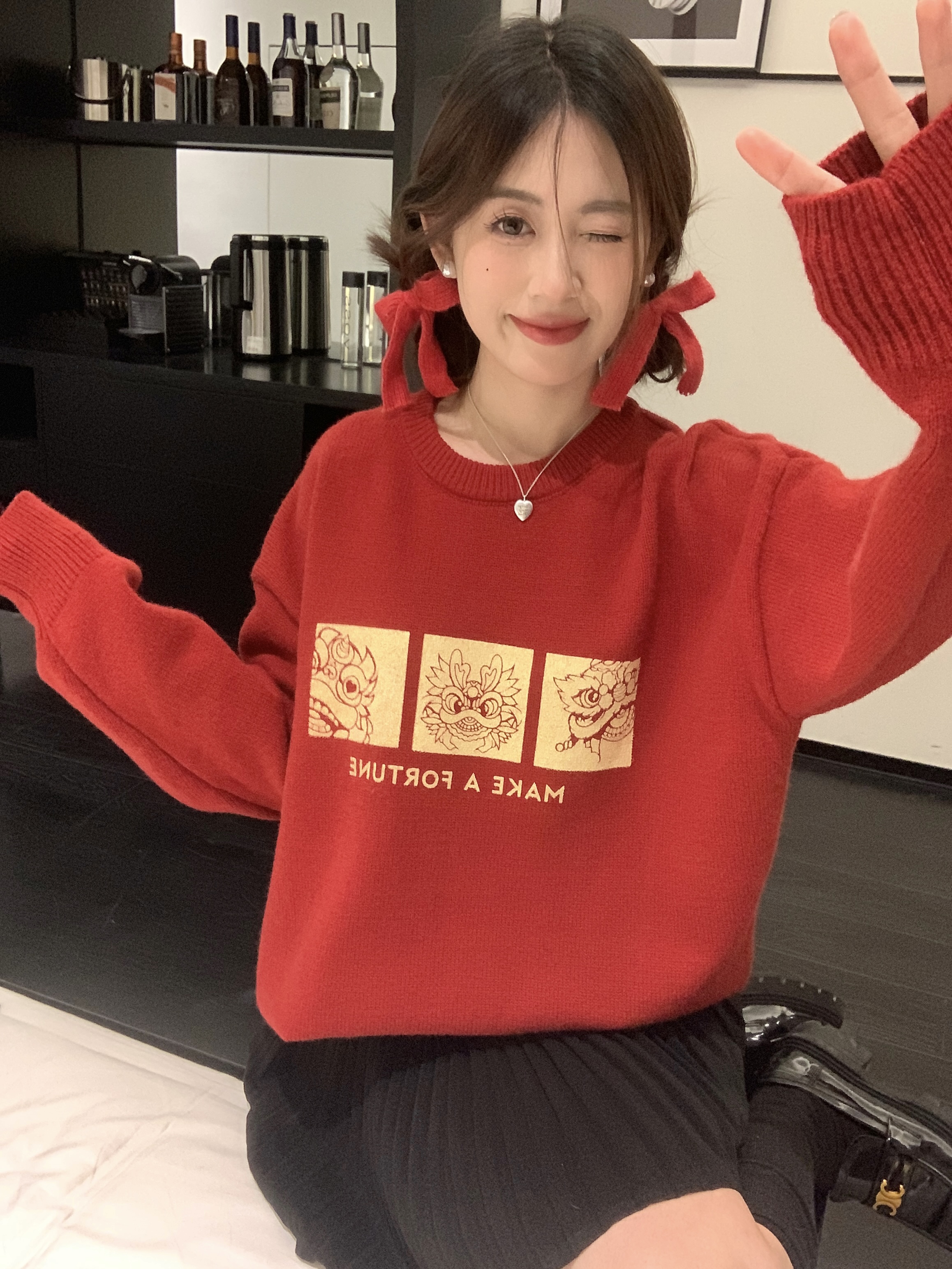 Actual shot of sweater 2024 Year of the Dragon limited edition zodiac year clothes for New Year festive autumn and winter high quality