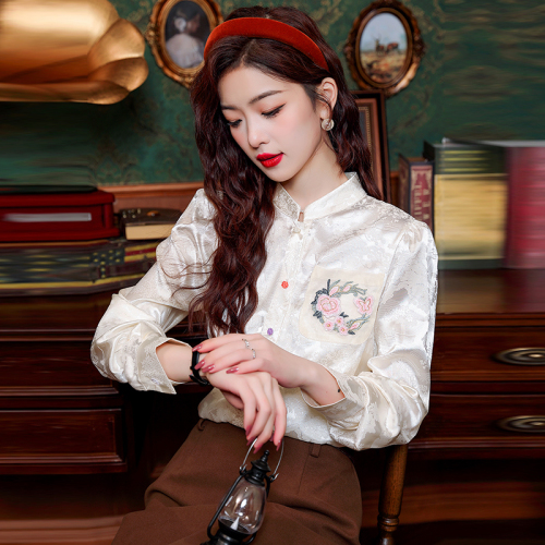 Real shot of new Chinese style light national style tops heavy industrial shirts white stand-up collar colorful button shirts spring clothes for women 2024 new styles for women