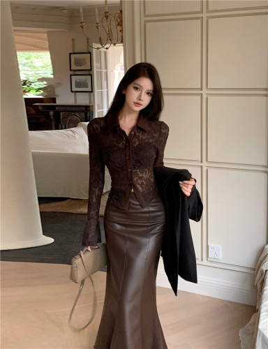 Real shot of high-end pure lust lace shirt short slim top + high-waist design pu leather fishtail skirt