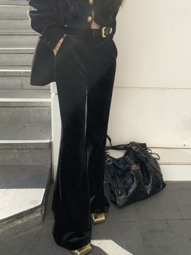 Real shot of black gold JI chic and elegant gold leather buckle buckle decoration slimming velvet flared pants versatile trousers