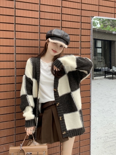 Real shot of fufu soft waxy sweater for women in autumn and winter lazy style retro knitted sweater cardigan jacket top