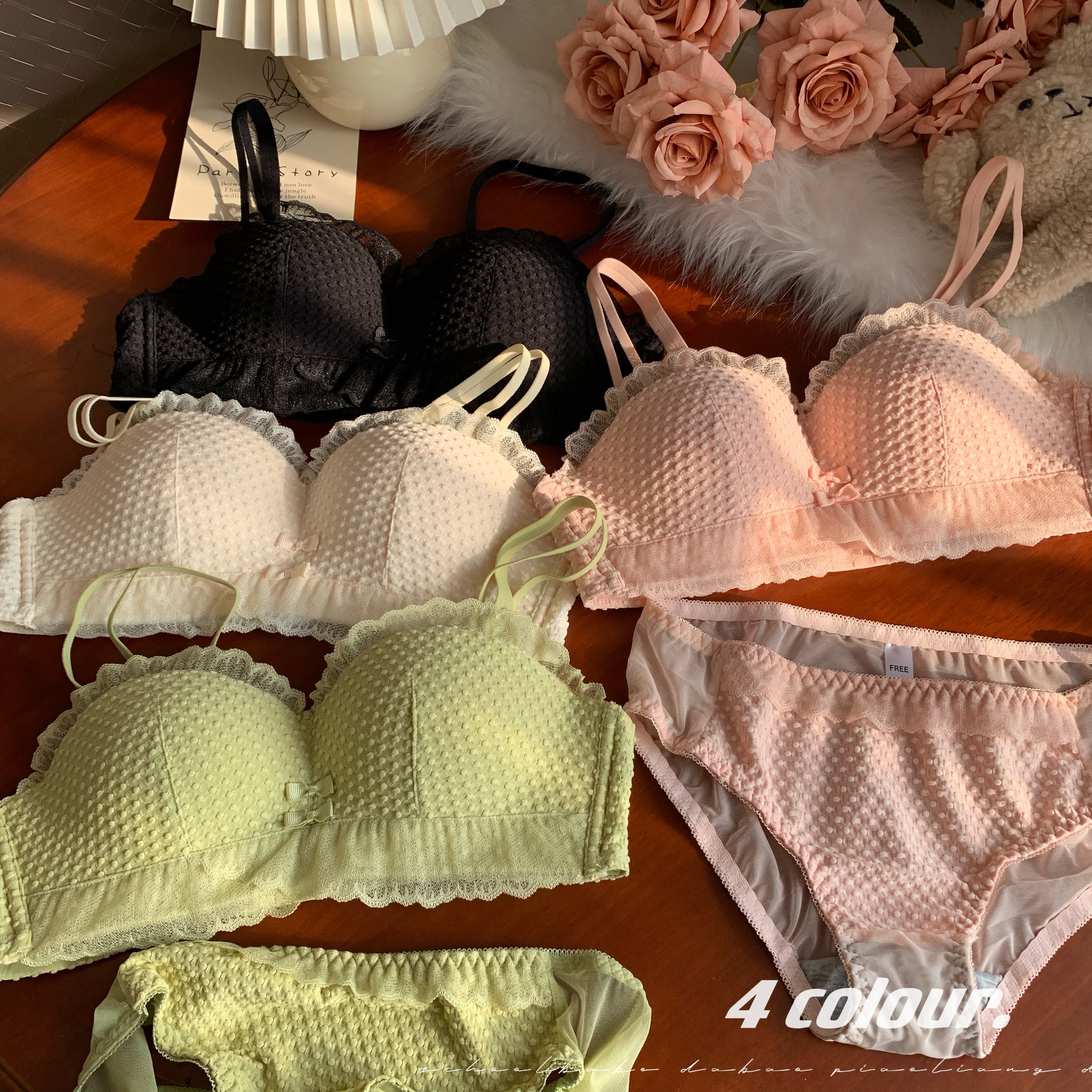 Real shot of Japanese sexy lace push-up no-wire bra set girl's bra to control breasts underwear