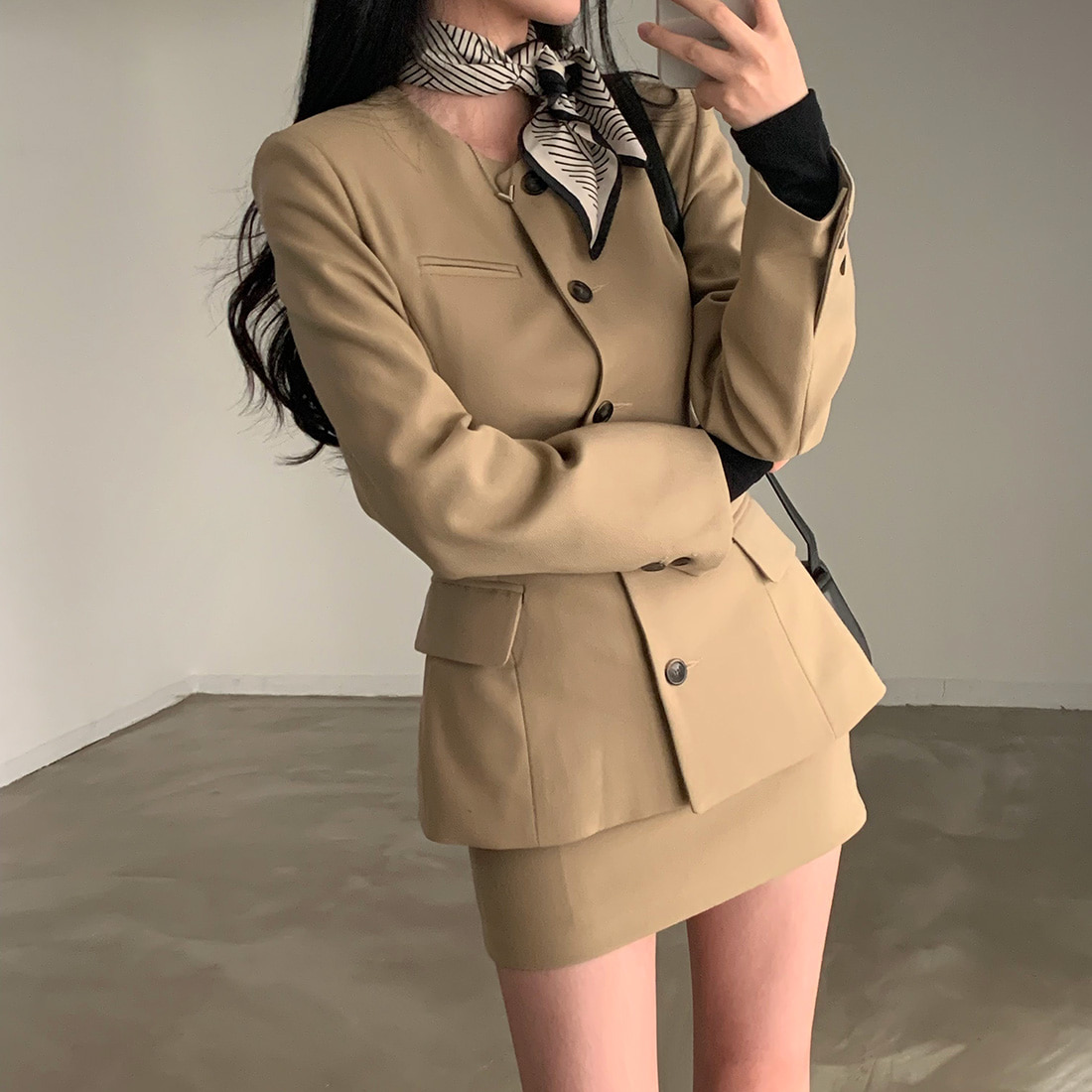 Korean ins spring design round neck single-breasted waist long-sleeved suit jacket + A-line skirt professional suit