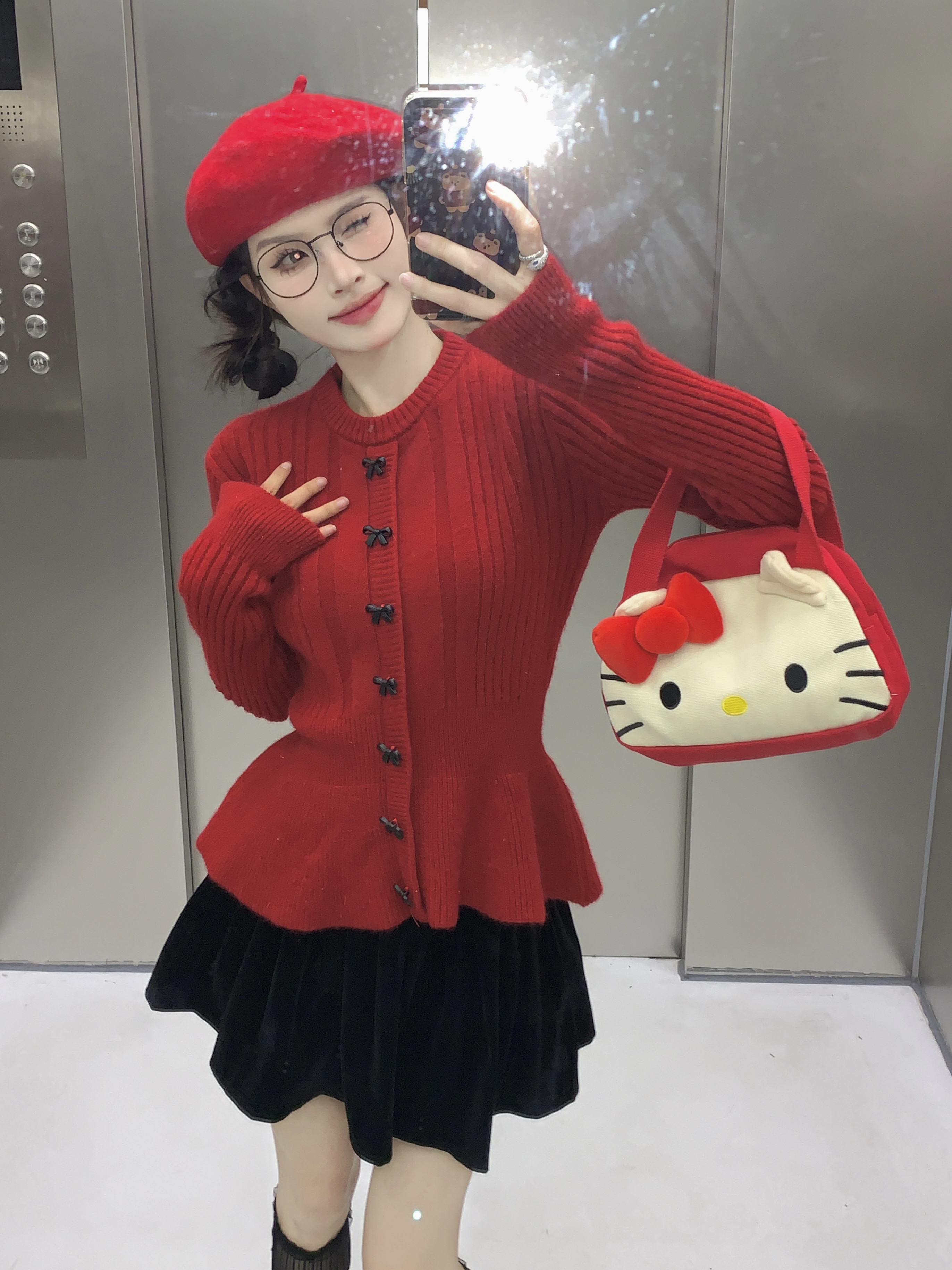 Real shot of bow New Year's red sweater for women in autumn and winter, waist-cinching temperament knitted bottoming shirt top