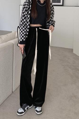 Real shot of velvet thickened wide-leg pants, new style of drapey high-waisted straight loose slimming pants