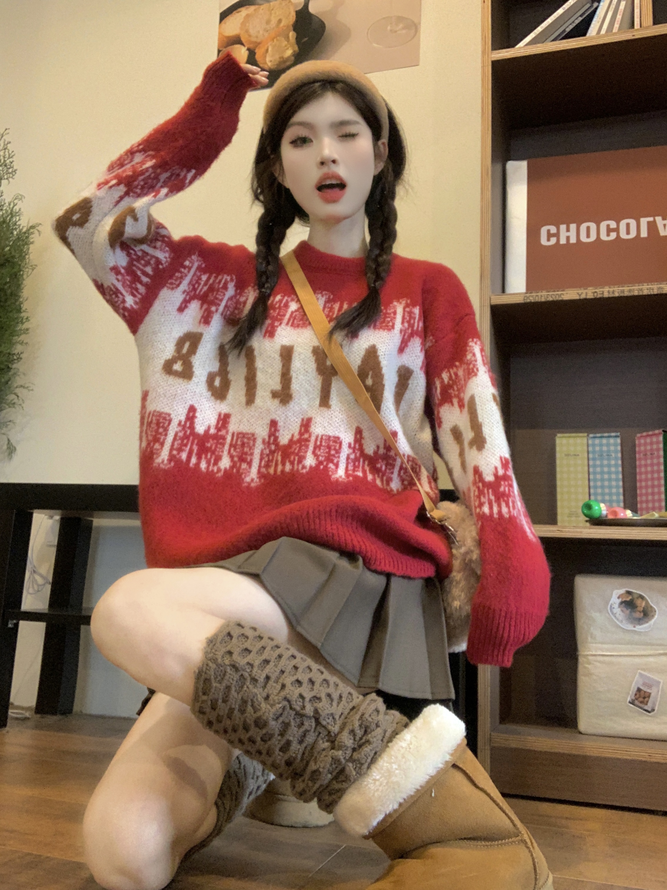Real shot of burgundy New Year outfit for the Year of the Dragon, gradient soft waxy sweater for women, lazy style casual knitted top trend