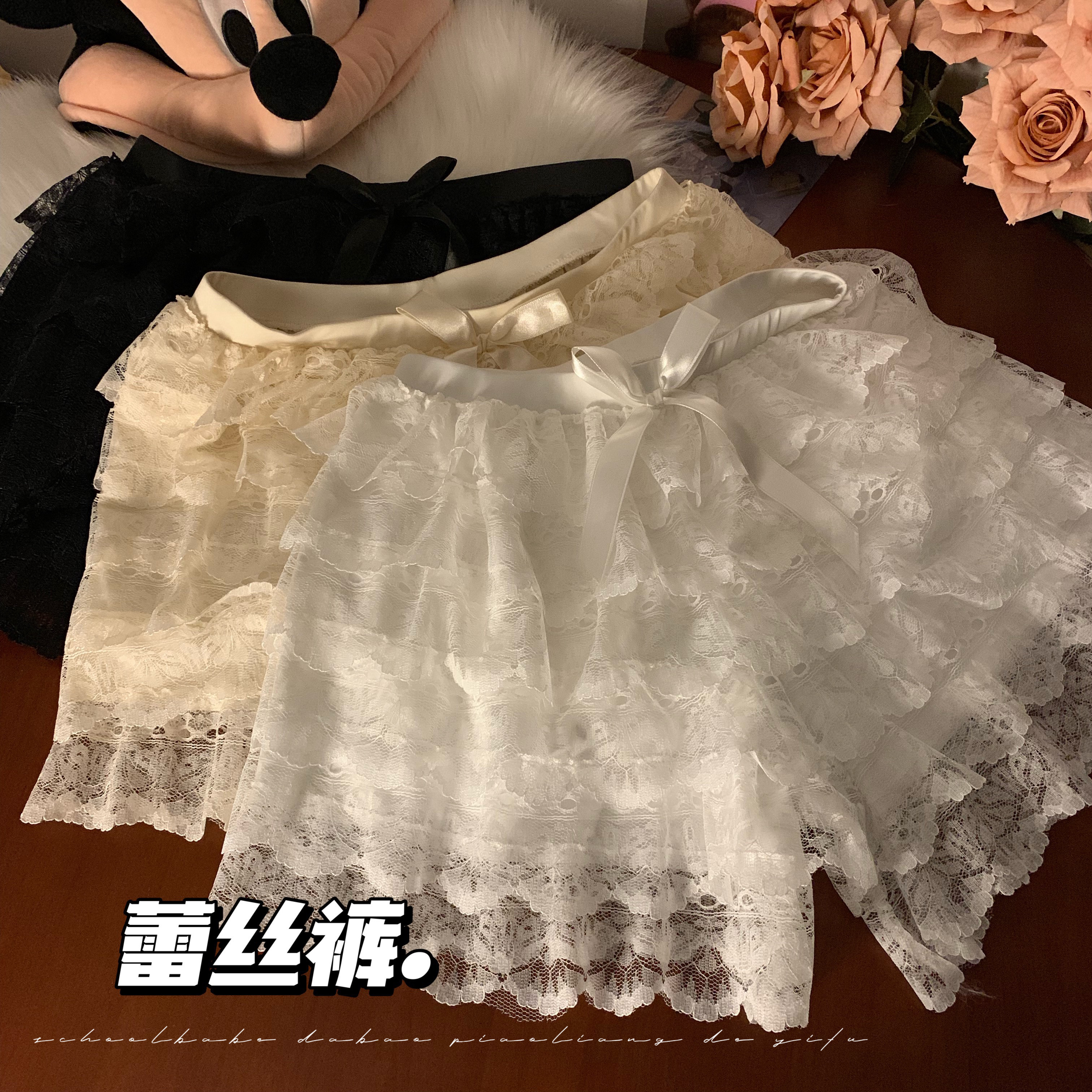 Real shot of pure desire white lace cake skirt safety pants anti-exposure safety pants can be worn outside jk bottoming shorts
