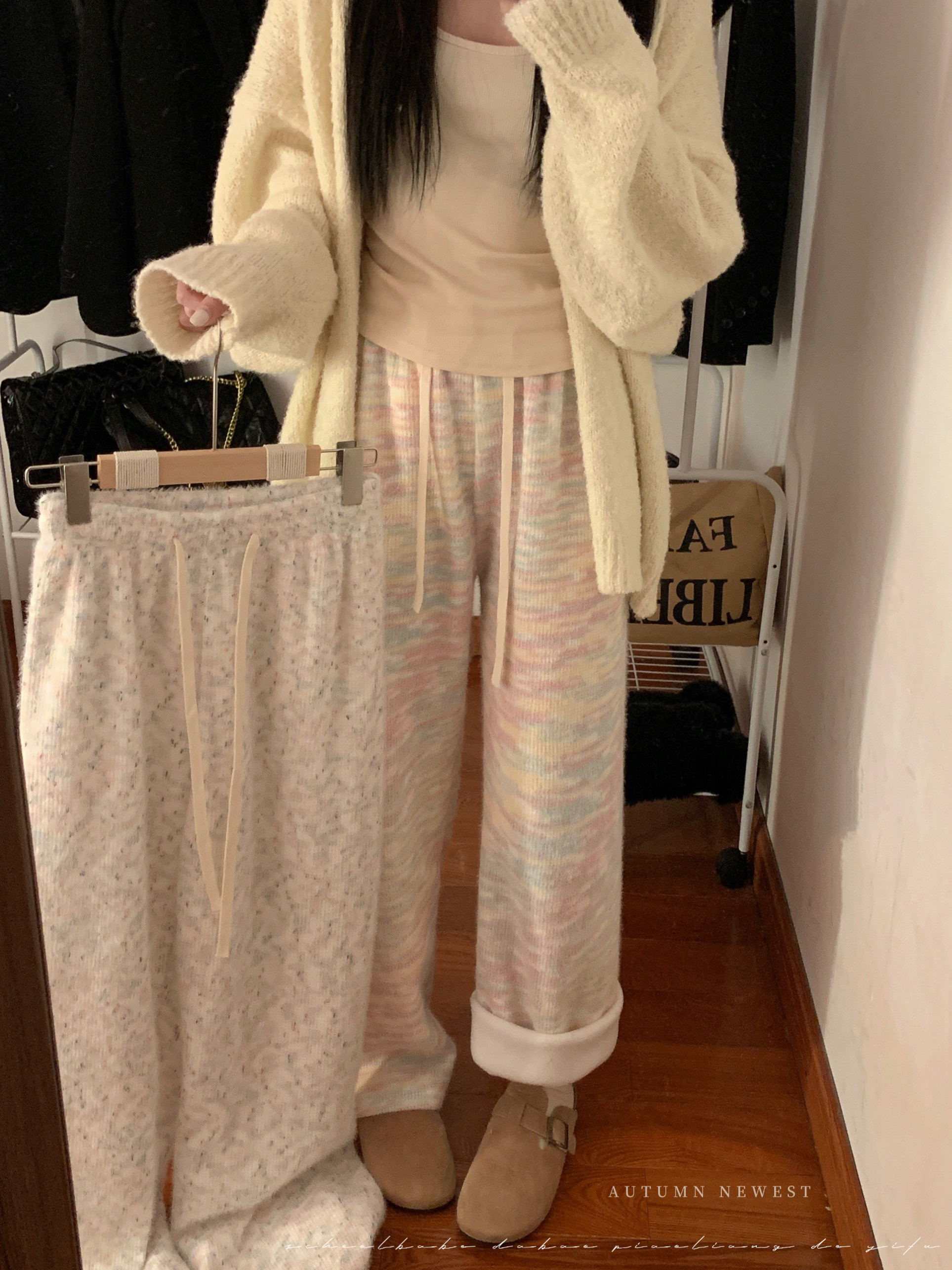 Real shot of winter velvet thickened rainbow-colored elastic drawstring casual pants for women, loose slimming wide-leg straight pants