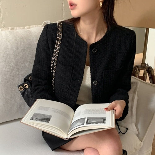 Korean chic temperament simple retro buttoned round neck pocket fashion small fragrant jacket short coat for women