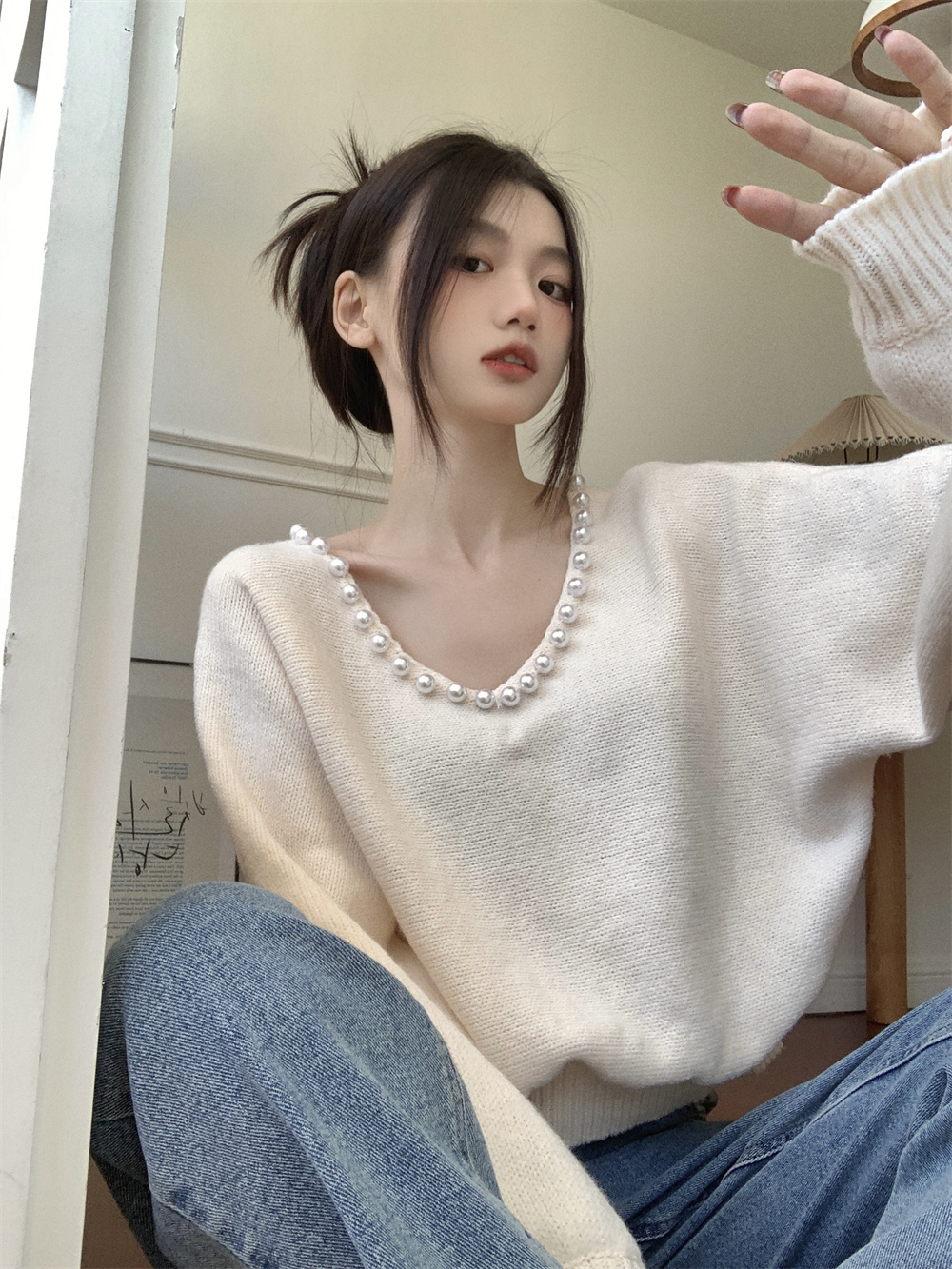 已出貨 珍珠v領軟糯風毛衣女設計感小眾別致針織衫寬鬆休閒上衣