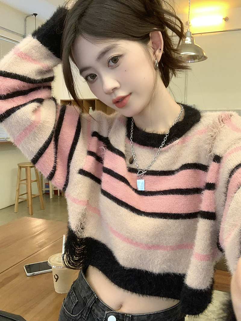 已出貨 破洞條紋毛衣女秋冬甜辣設計感軟糯寬鬆套頭長袖針織上衣
