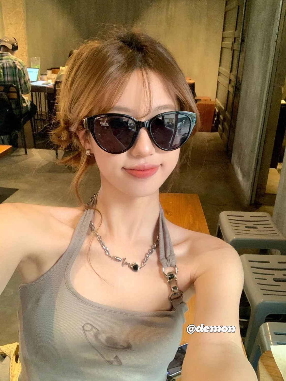 已出貨  美式復古掛脖吊帶背心女夏季新款辣妹短款修身顯瘦上衣女