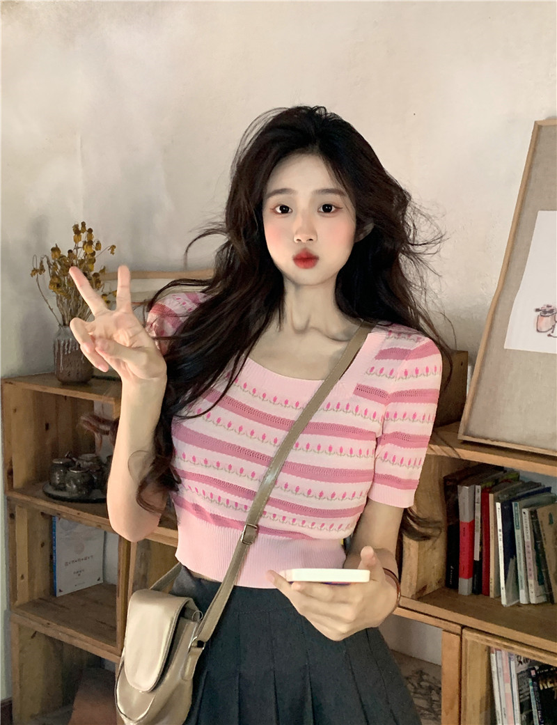 Real shot~~Ambient striped square neck short-sleeved sweater summer short slim hot girl top