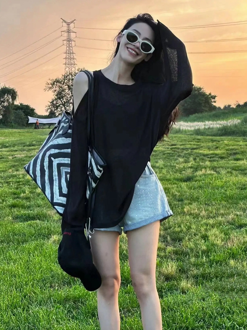 已出貨 圓領防曬罩衫女夏季薄款漏肩外搭設計感冰絲長袖t恤上衣