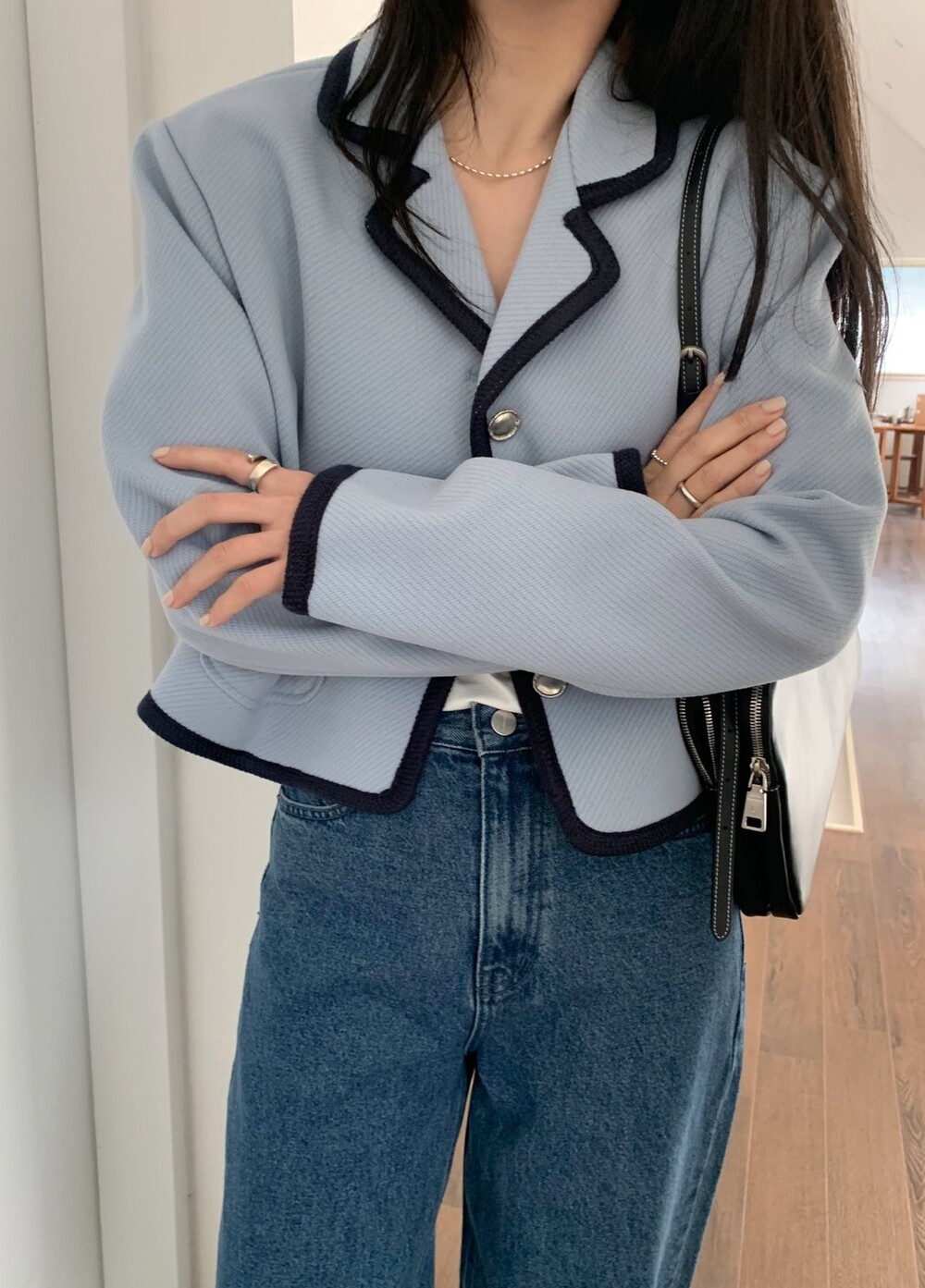 INS Korea Dongdaemun!  Spring style contrasting color striped suit collar long-sleeved short coat top jacket